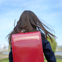 外国語学習に関する調査のアイキャッチ